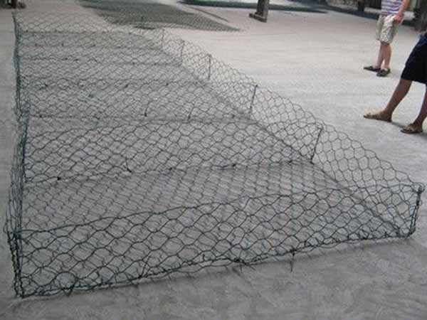 雷諾護墊 - 安平縣全昊金屬絲網(wǎng)制品有限公司圖片3